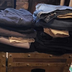 Maternity pants and shorts size small